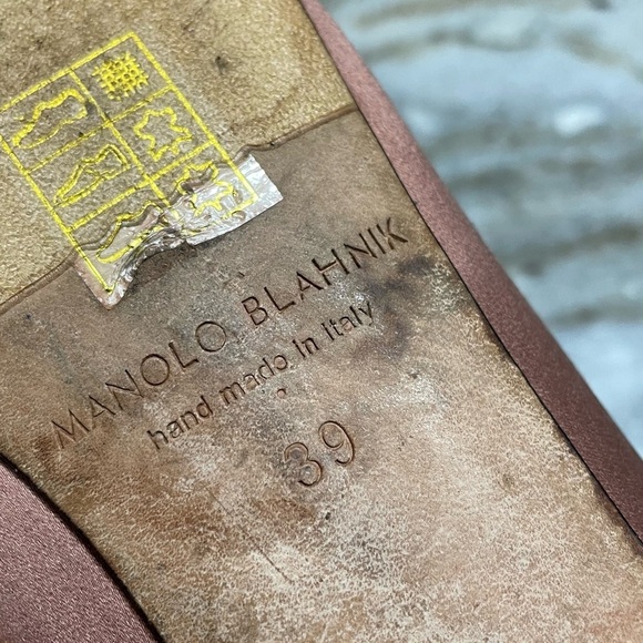 Manolo Blahnik Hangisi Crystal Embellished Satin Flats - Picture 10 of 12